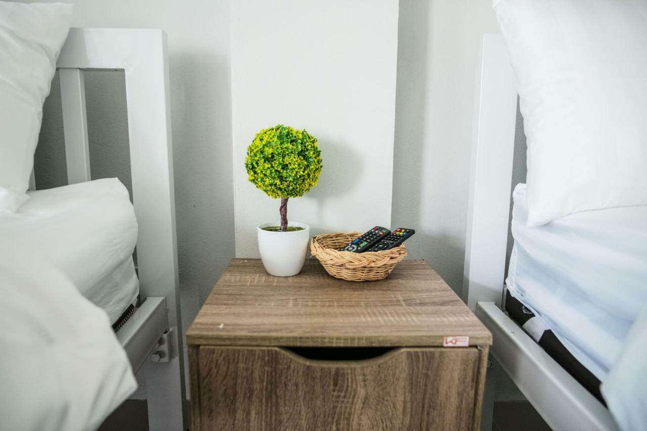 ลัลลาบาย เรสซิเดนซ์ Apartment พุทไธสง ภายนอก รูปภาพ